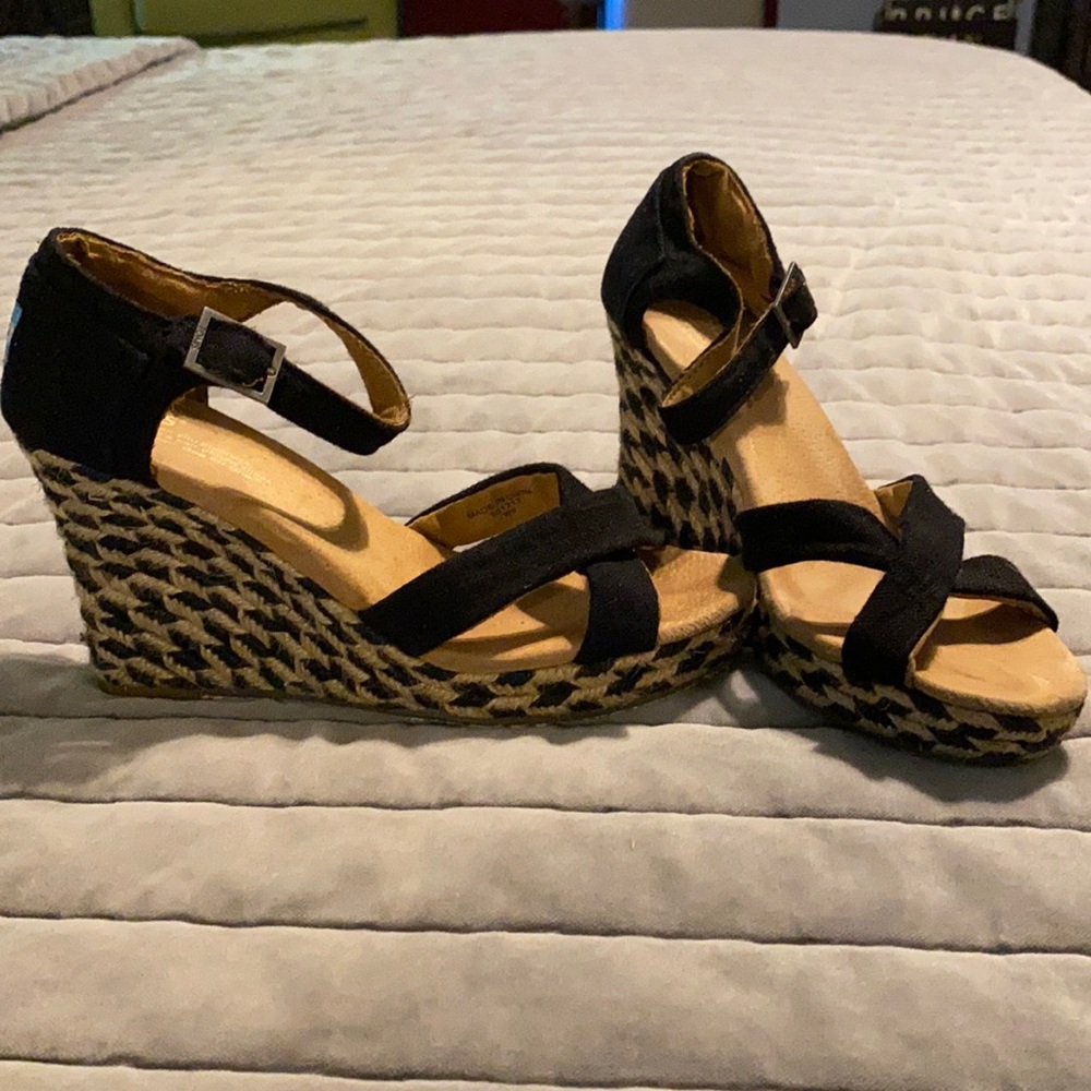 Tom’s heeled espadrilles